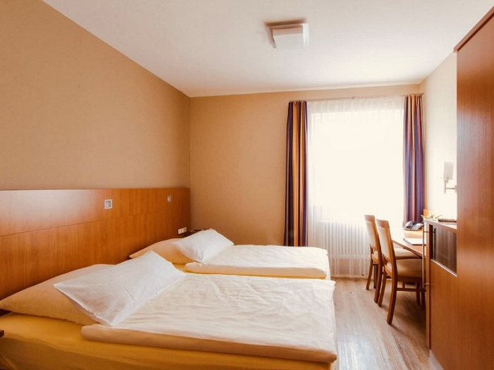 Doppelzimmer_Standard_Internet